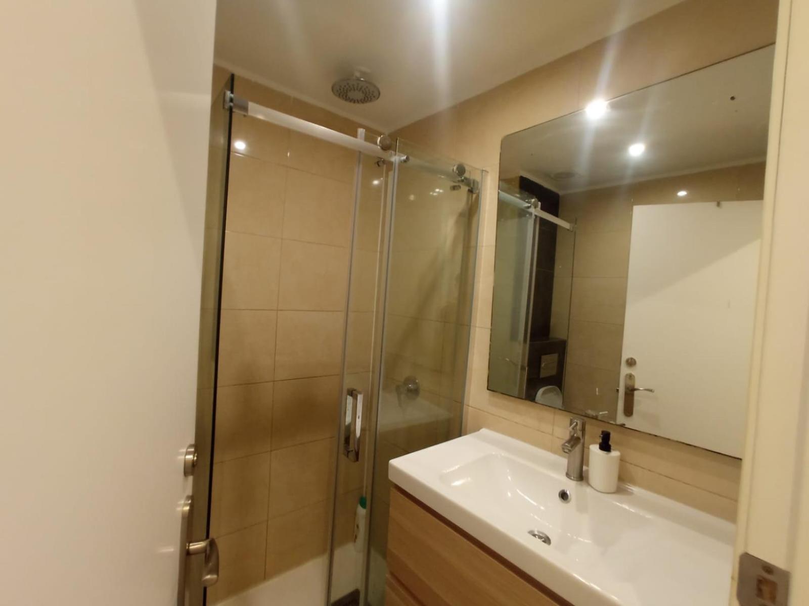 Private Rooms On Tamarit Street Barcelona Bagian luar foto